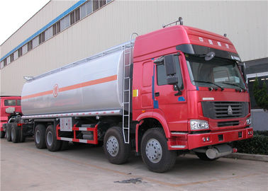 China Op zwaar werk berekende Aanhangwagen van de de Olietank van HOWO 8x4, 30 cbm 30000 L - 35000 l-Olietankwagen leverancier