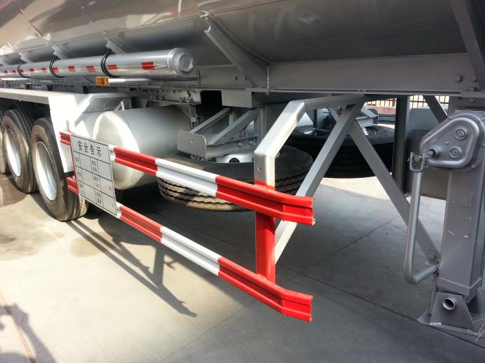 Op zwaar werk berekende 3 Semi Aanhangwagen 4 Compartimenten 45M3 van de As45000l Olietanker voor Vervoer van Olie