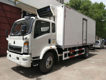 China Van de de Bestelwagenvrachtwagen van DFAC het Kleine Gekoelde Snelle Voedsel dat Van Erkende Instantie ISO 9001 koelt leverancier