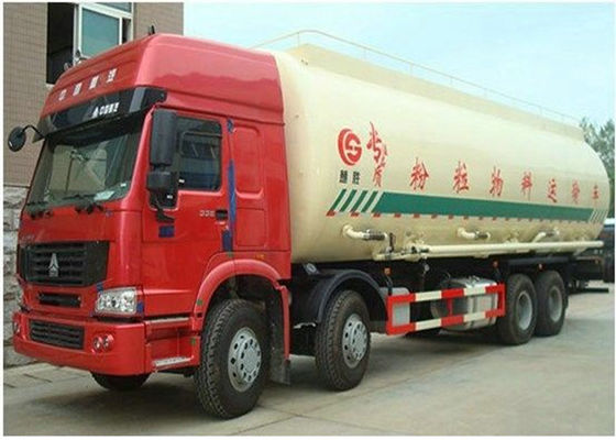 kopen Howo 8x4 droogt Cementvrachtwagen, Betrouwbare Facultatieve de Vrachtwagenas van het Cementvervoer online vervaardiging