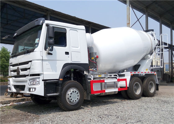 kopen Concrete het Mengapparaatvrachtwagen van HOWO 6x4, 8 Kubieke de Mixervrachtwagen van het Meters8m3 Cement online vervaardiging